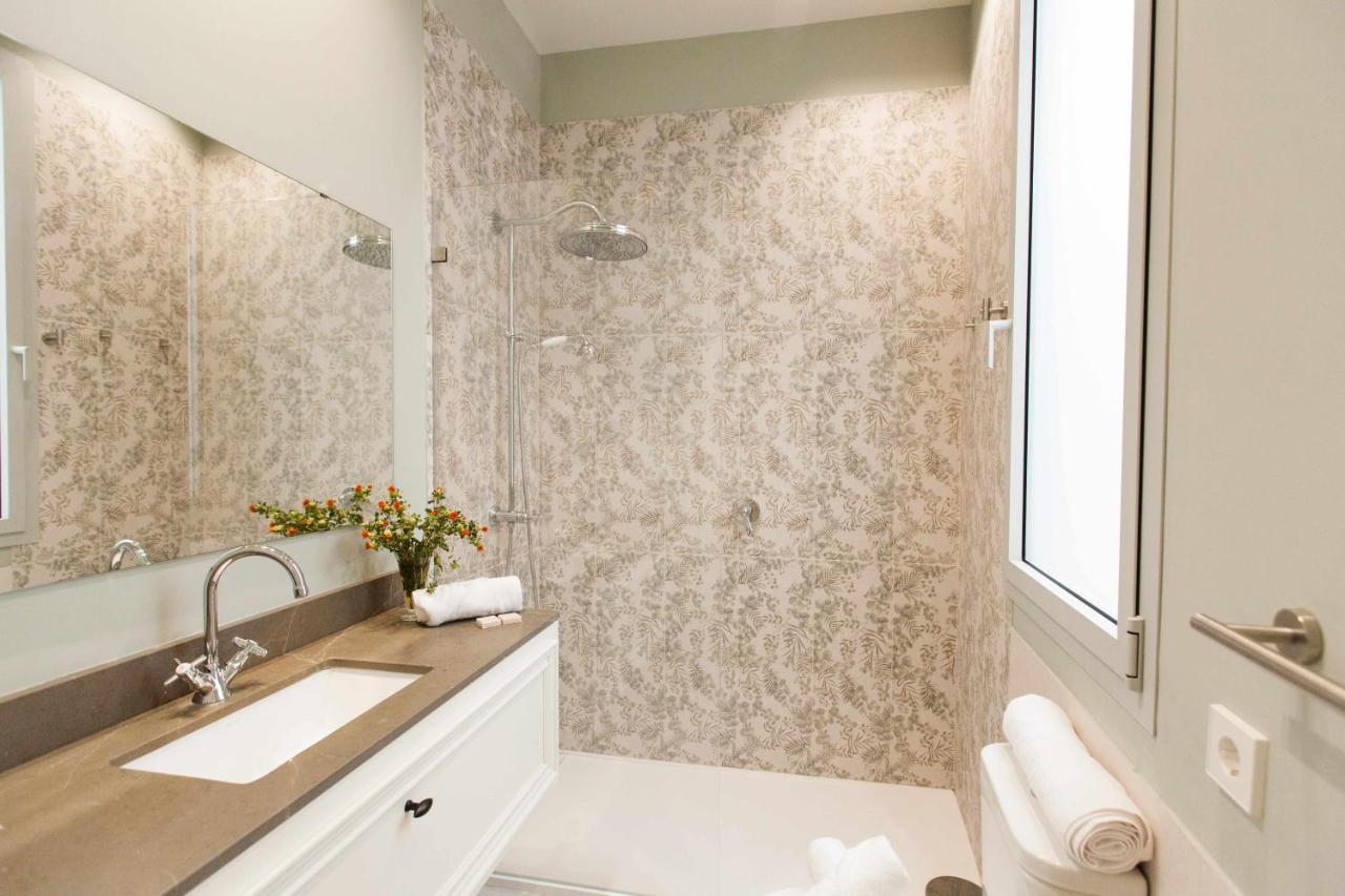 Isg Apartments Cedaceros 12 セビリア エクステリア 写真